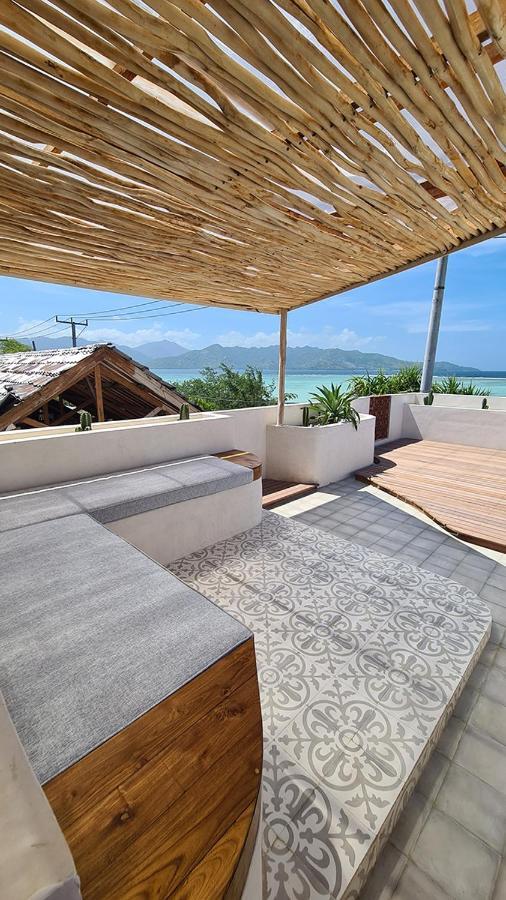 Shore Thing Gili Air Beachfront Apartment Exterior photo